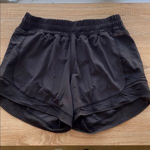 Lululemon Hotty Hot High Rise Mesh 4”